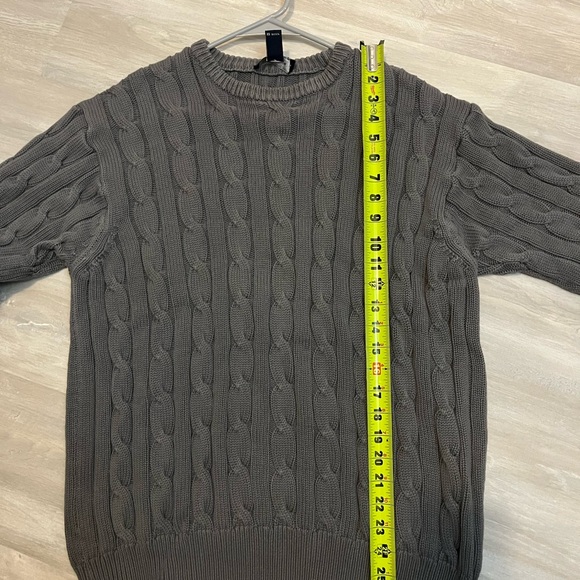 Gray Cable Knit Men's Sweater - Picture 6 of 8